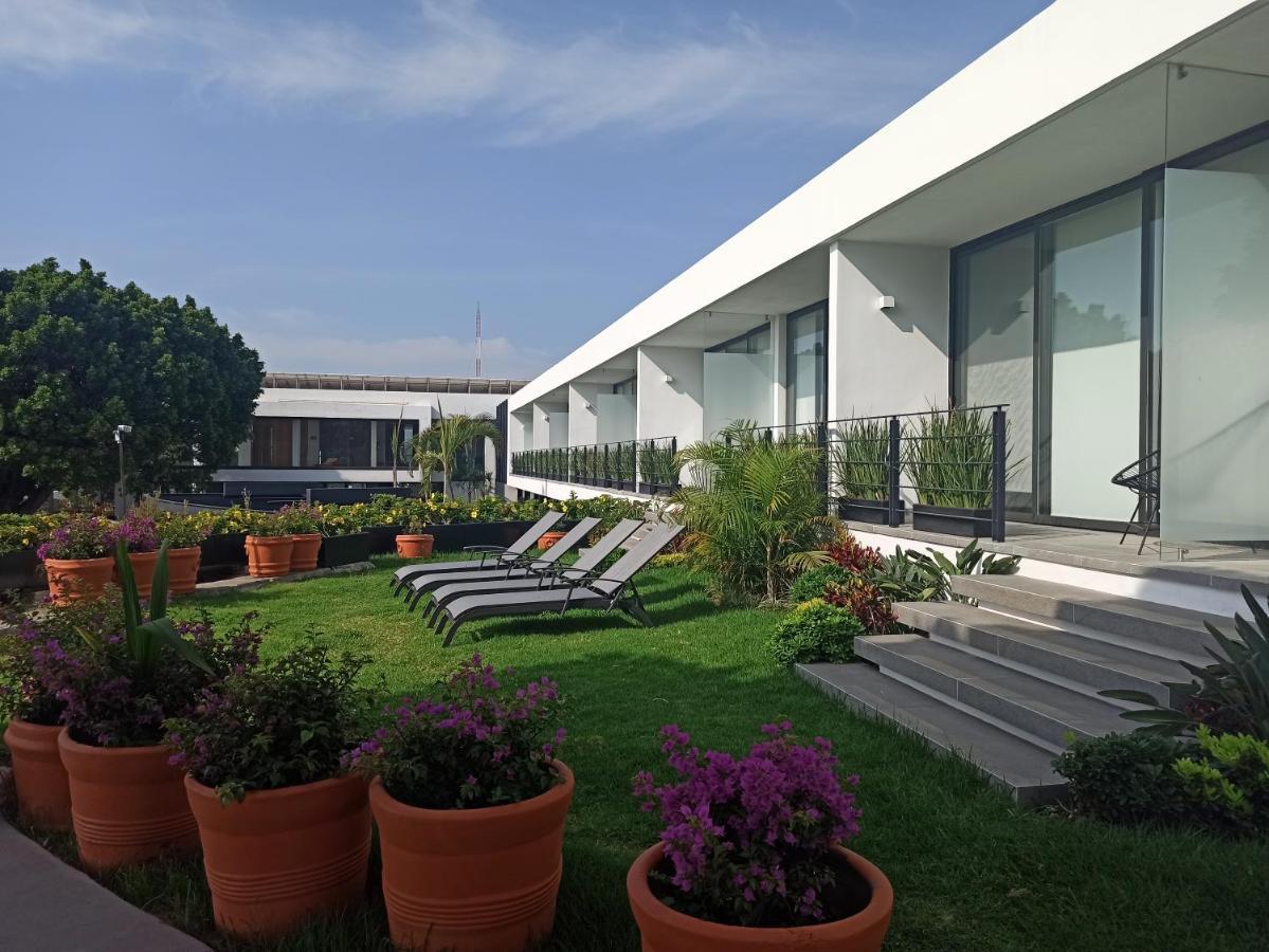 Villa Internacional Hotel & Club Куэрнавака Экстерьер фото