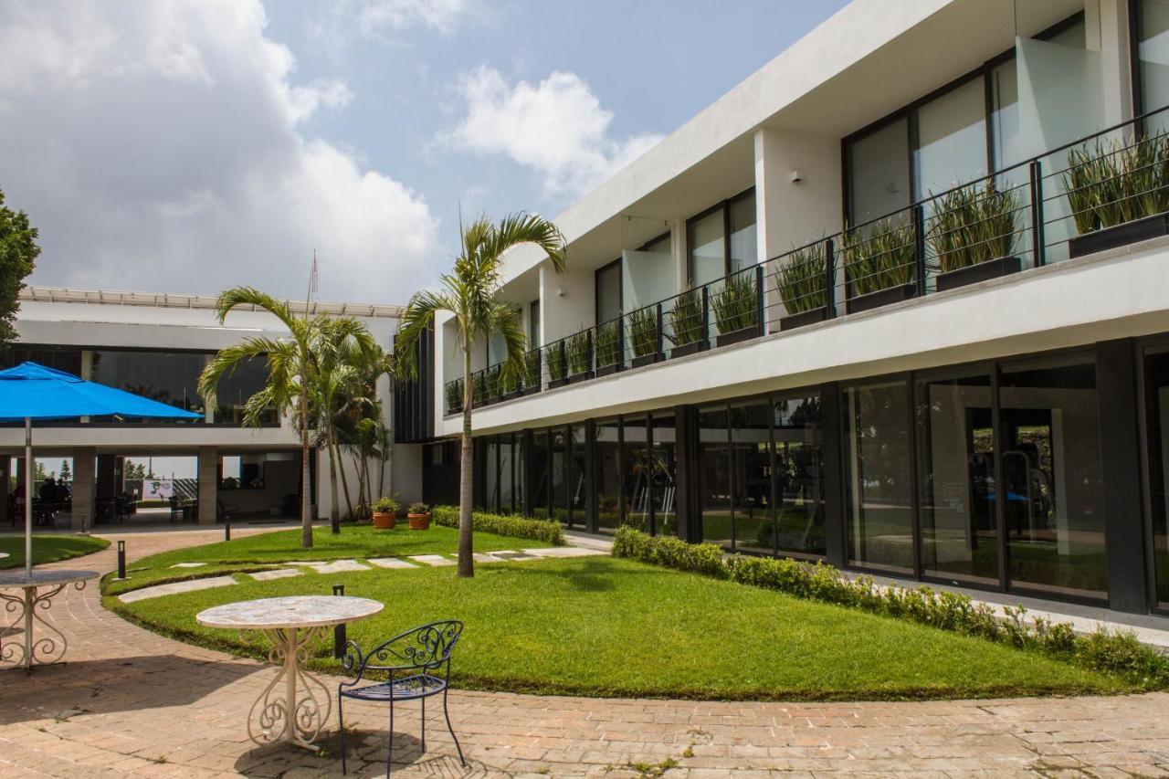 Villa Internacional Hotel & Club Куэрнавака Экстерьер фото