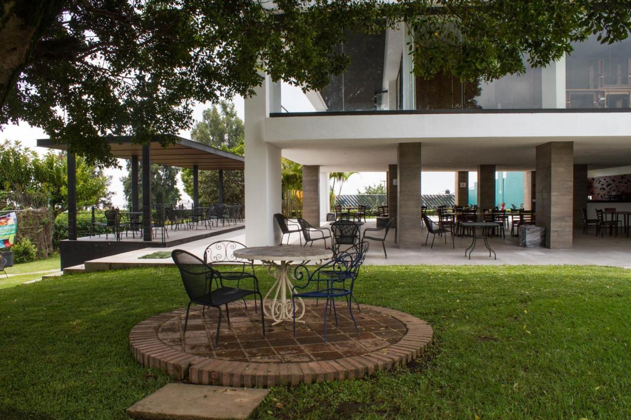Villa Internacional Hotel & Club Куэрнавака Экстерьер фото